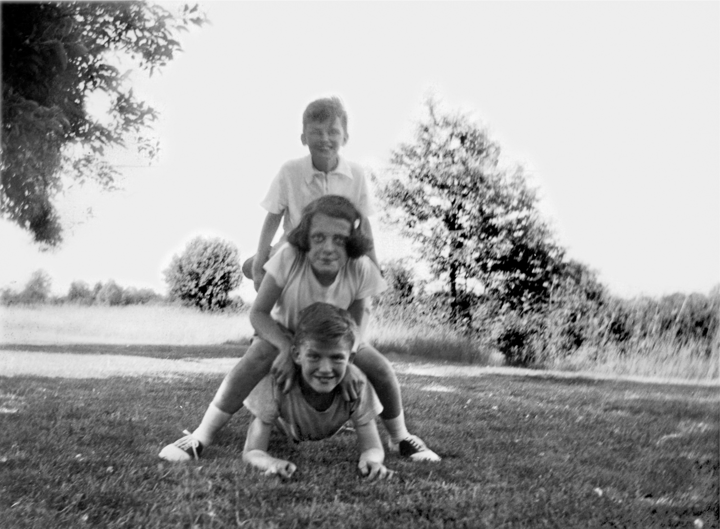 Children of Walter B. & Helen Ashley Fred (Walter, Robert, Carolyn)