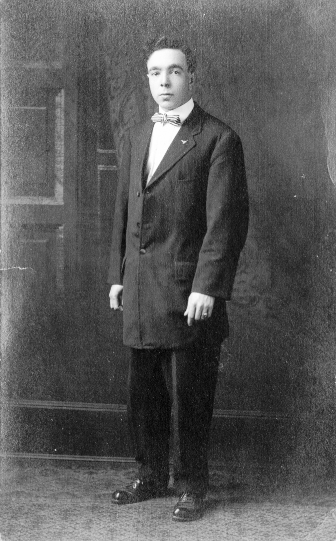 Had Roath (brother of Frank) [postcard photo]