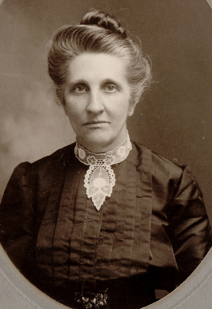 [probably Angeline Connaroe McManus]