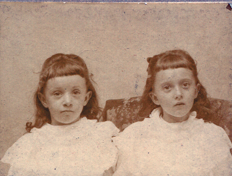 [probably Celia & Loretta Mary Gordon]