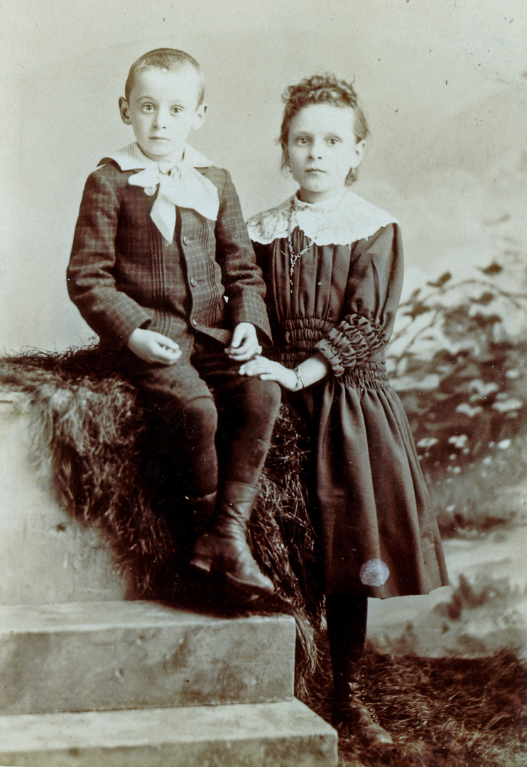 Studio: Roberts & Stoddart, Erie PA