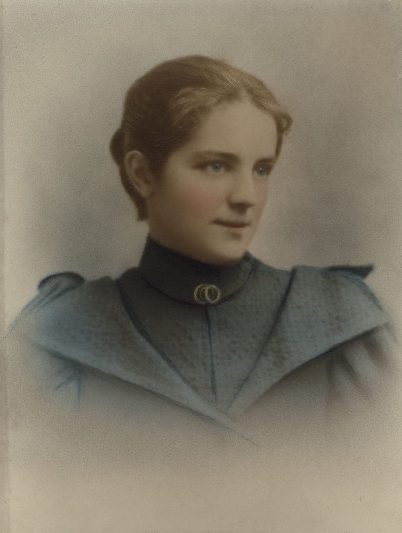 Nellie Rose Montgomery Fred
